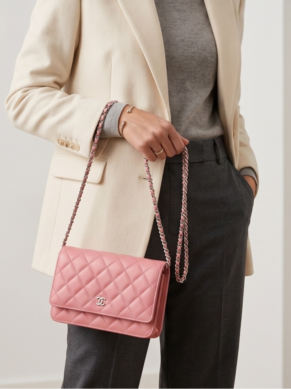 CHANEL Pink Quilted Leather Crossbody Wallet - Picture 3 of 16